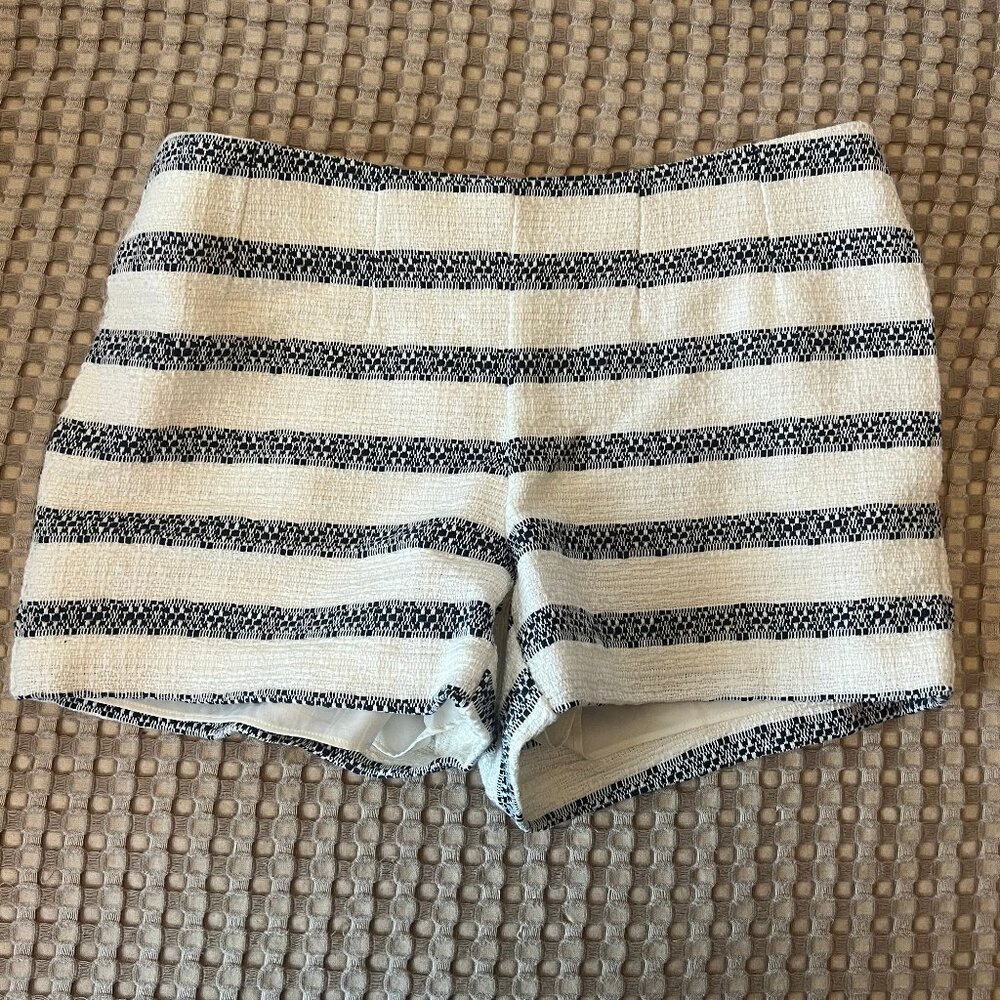 Sail to Sable Navy & White Striped Shorts, Size 2, Great Condition